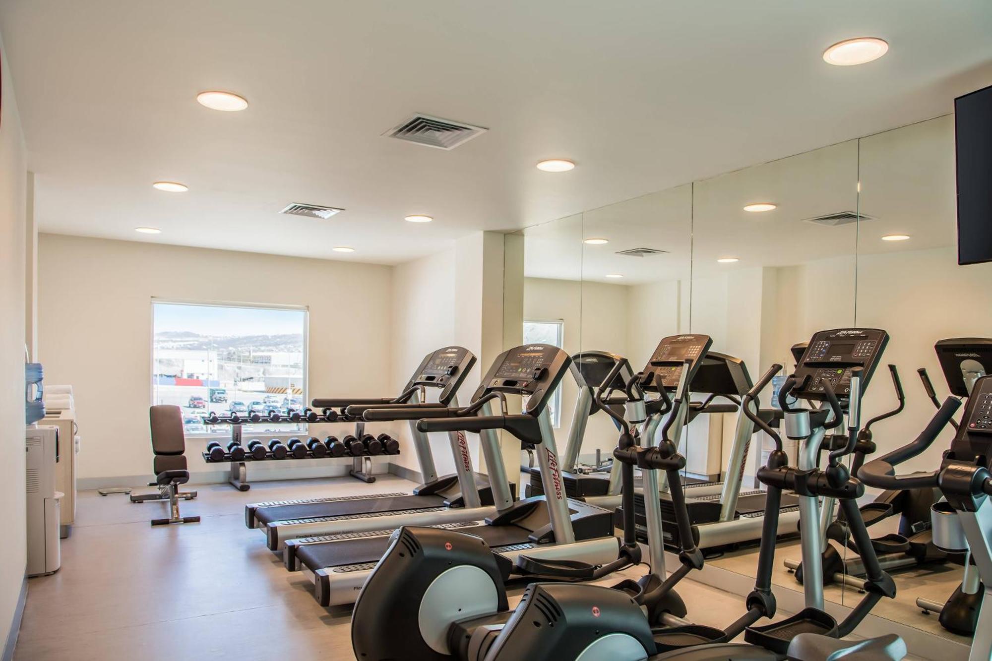 Fairfield Inn & Suites Queretaro Juriquilla Екстер'єр фото